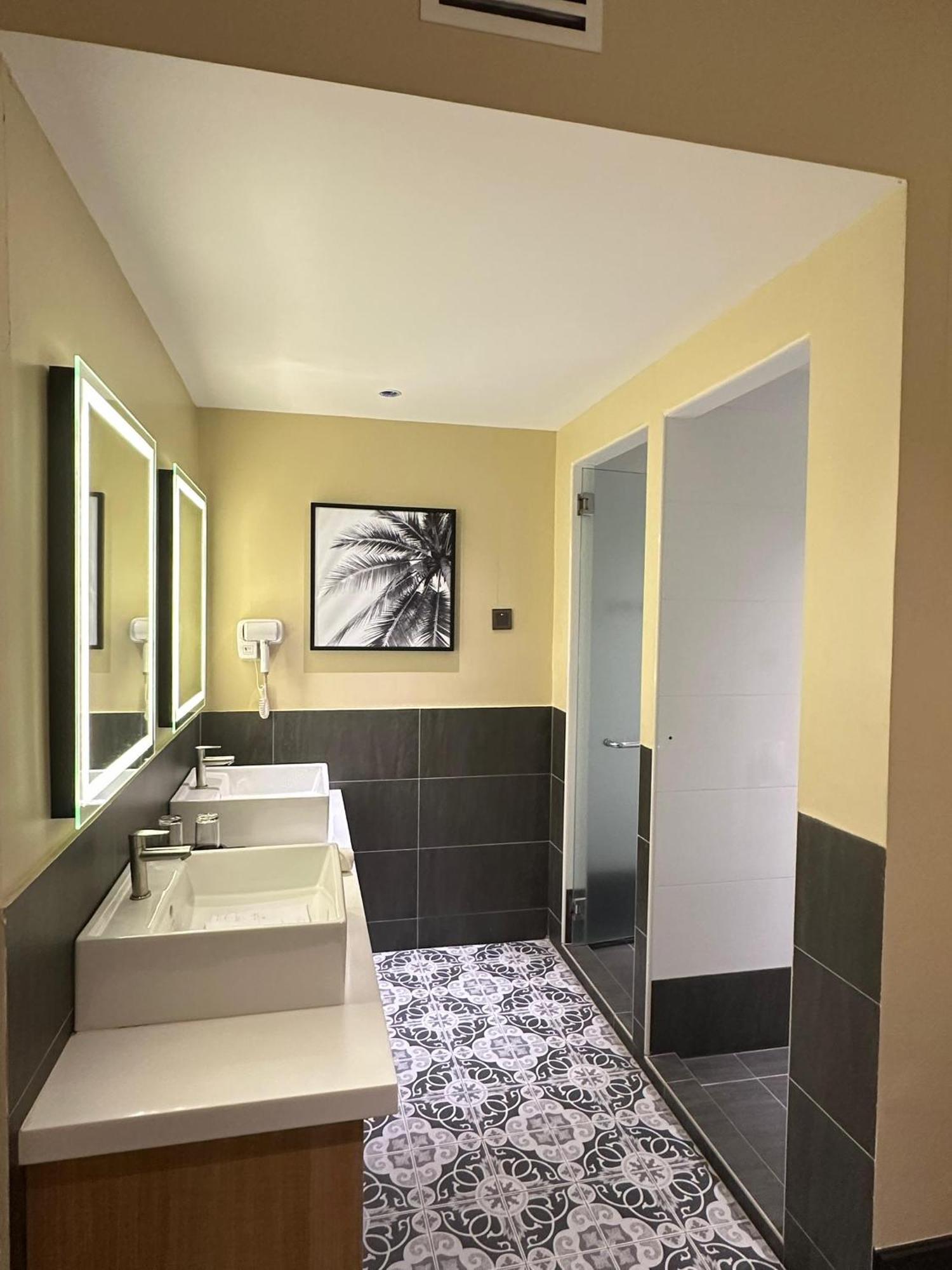Nb Hotel Johor Bahru Zewnętrze zdjęcie