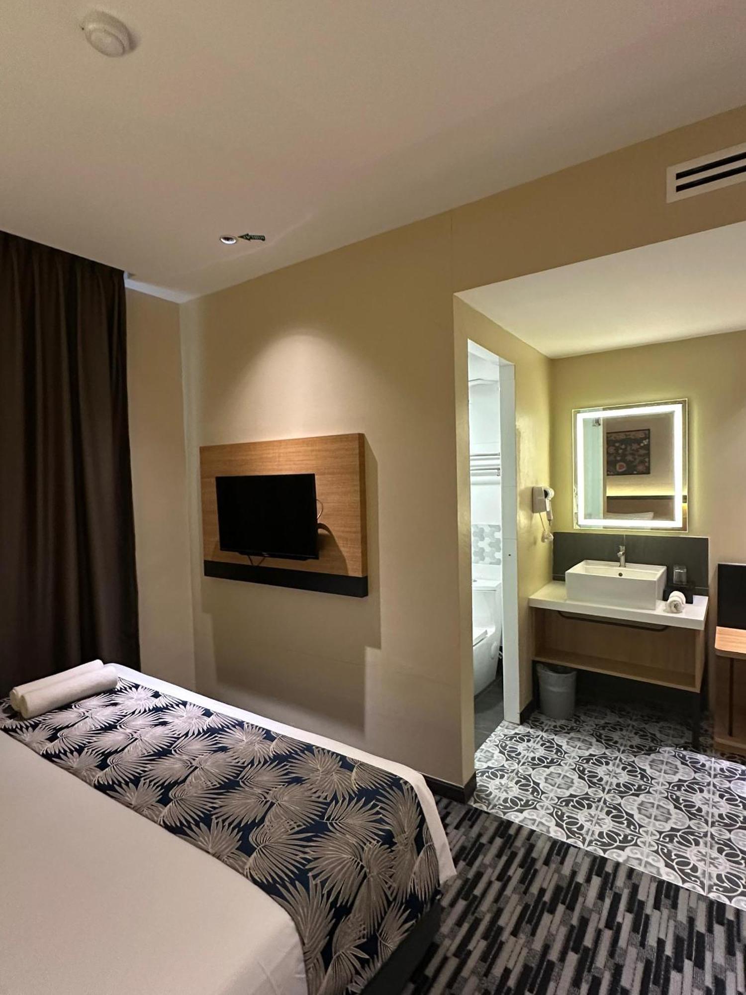 Nb Hotel Johor Bahru Zewnętrze zdjęcie