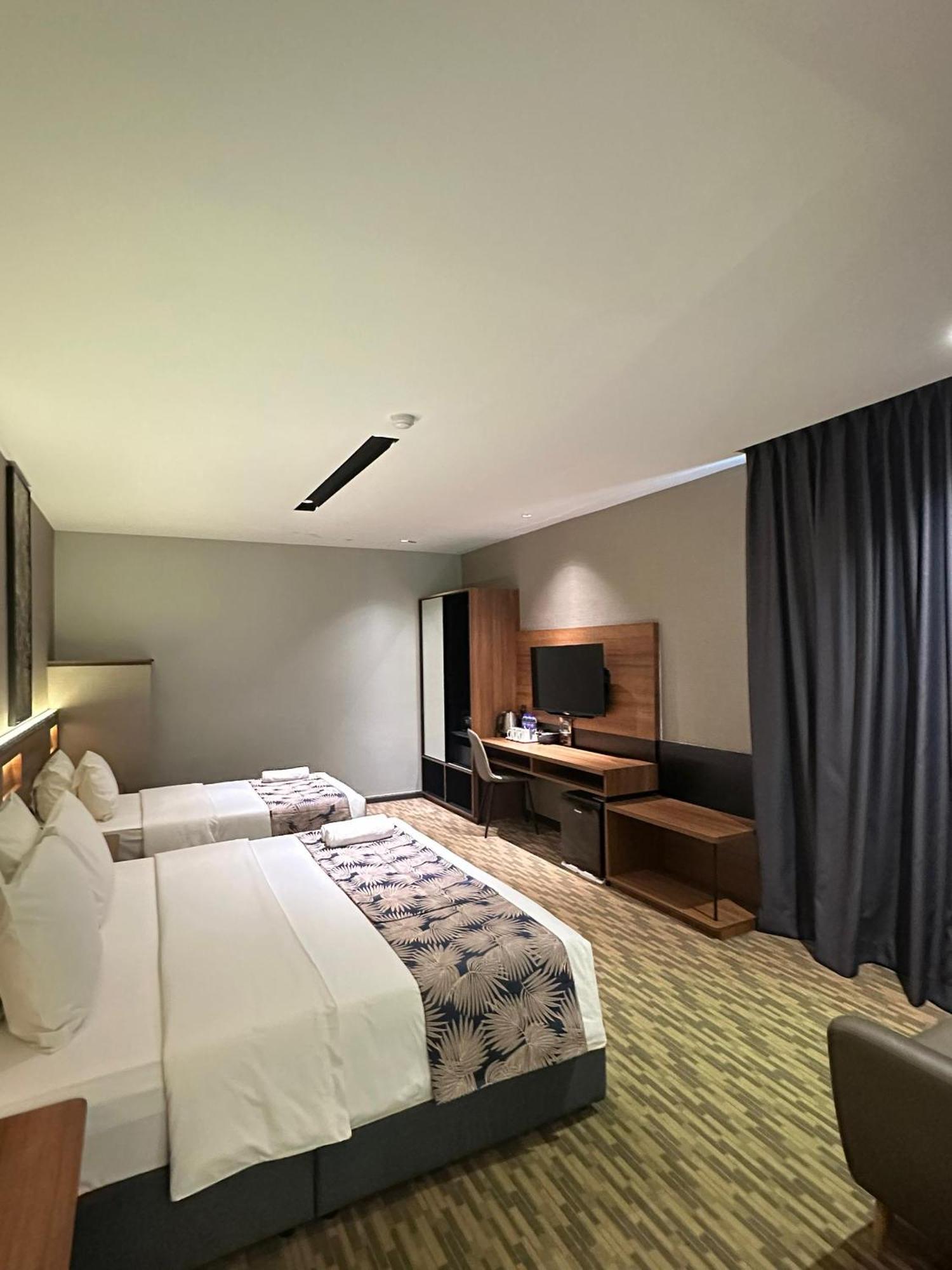 Nb Hotel Johor Bahru Zewnętrze zdjęcie